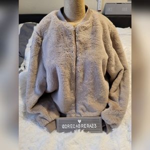 Beige Fur Bomber XL